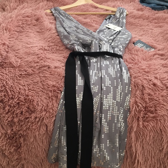 Stunning Express Cocktail Dress - Picture 3 of 4